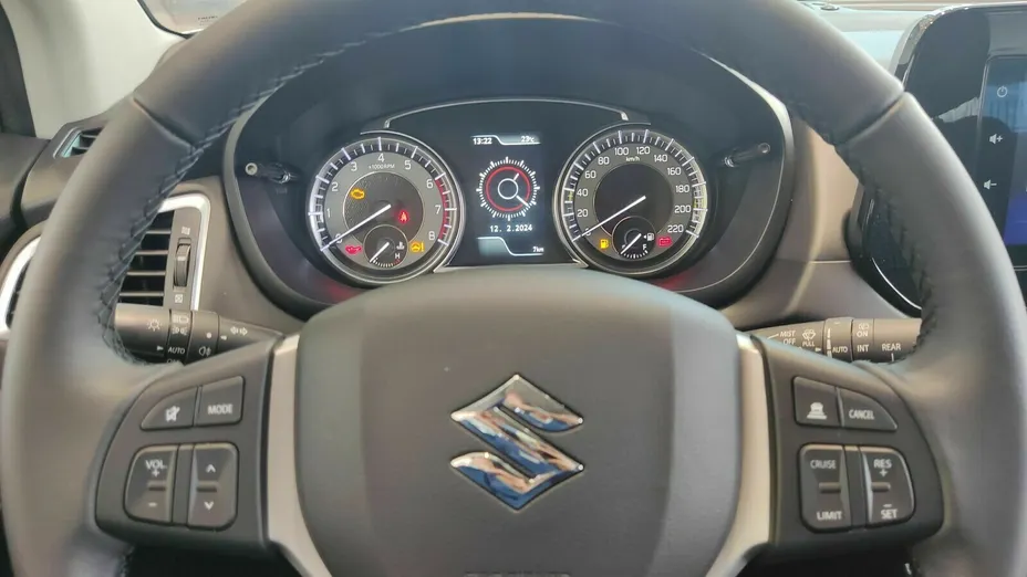 SUZUKI S-Cross S-Cross 1.4 SHVS Premium Nowy