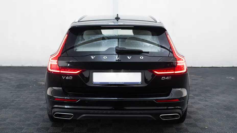 VOLVO V60 V60 CC D4 AWD aut