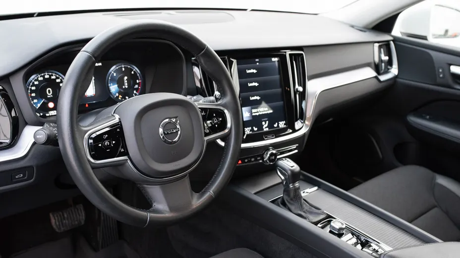 VOLVO V60 V60 CC D4 AWD aut