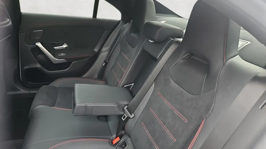 MERCEDES-BENZ CLA CLA 200 mHEV AMG Line 7G-DCT Nowy