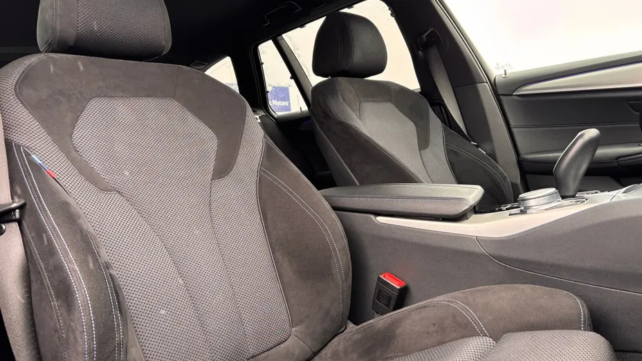 BMW Seria 5 530i xDrive GPF M Sport sport-aut