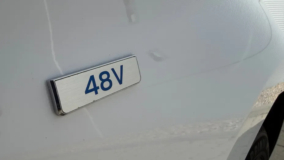 HYUNDAI i30 i30 1.5 T-GDI 48V Smart