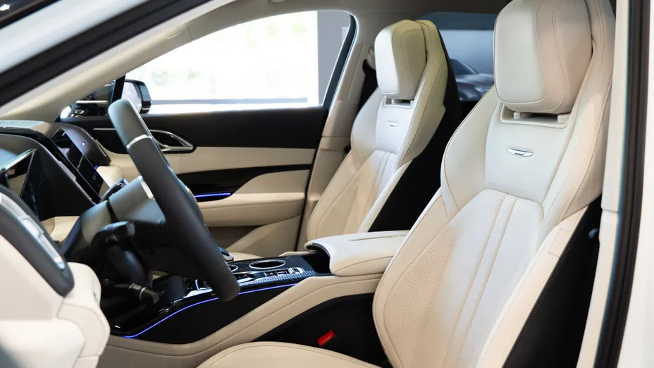 HONGQI HS3 HS3 2.0T AWD Nowy