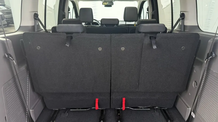 FORD Tourneo Connect Gr. Tourneo Connect 1.5 EcoBlue Trend PowerShift