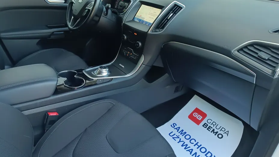 FORD S-MAX S-MAX 2.5 Hybrid Titanium CVT