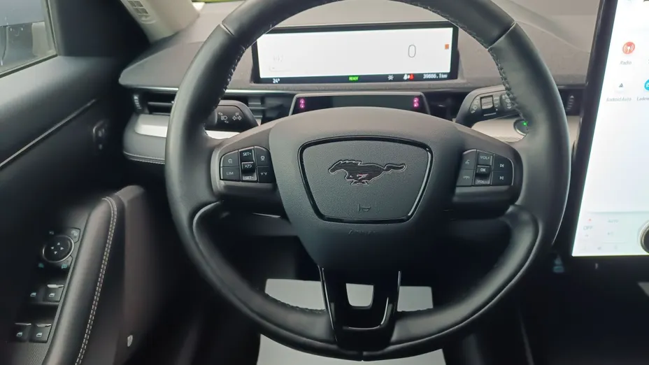 FORD Mustang Mach-E Mustang Mach-E 75kWh RWD