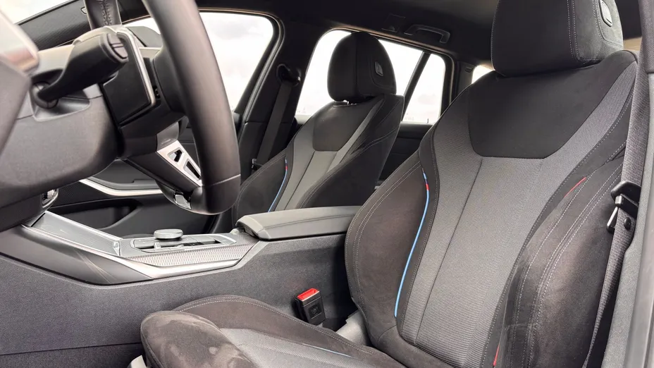 BMW Seria 3 330i xDrive M Sport aut