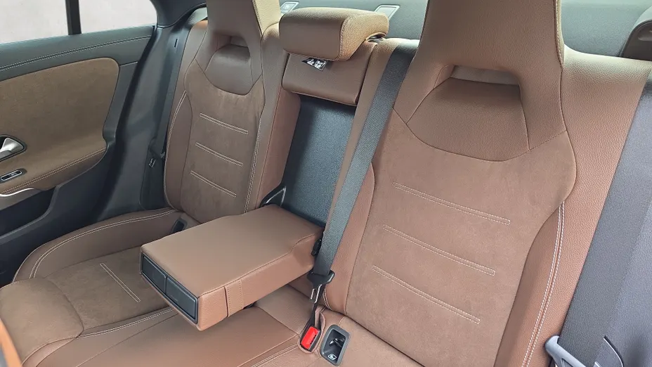 MERCEDES-BENZ CLA CLA 200 mHEV AMG Line 7G-DCT Nowy