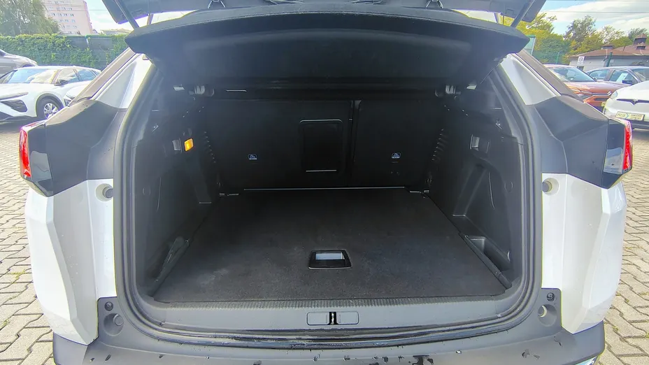 PEUGEOT 3008 3008 1.2 PureTech Allure Pack S&S EAT8