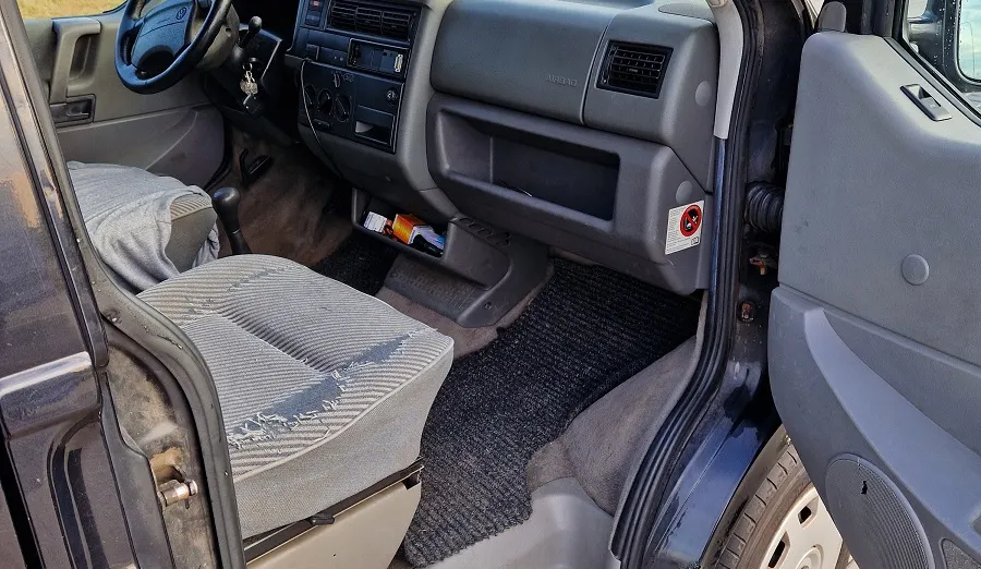 VOLKSWAGEN Transporter -