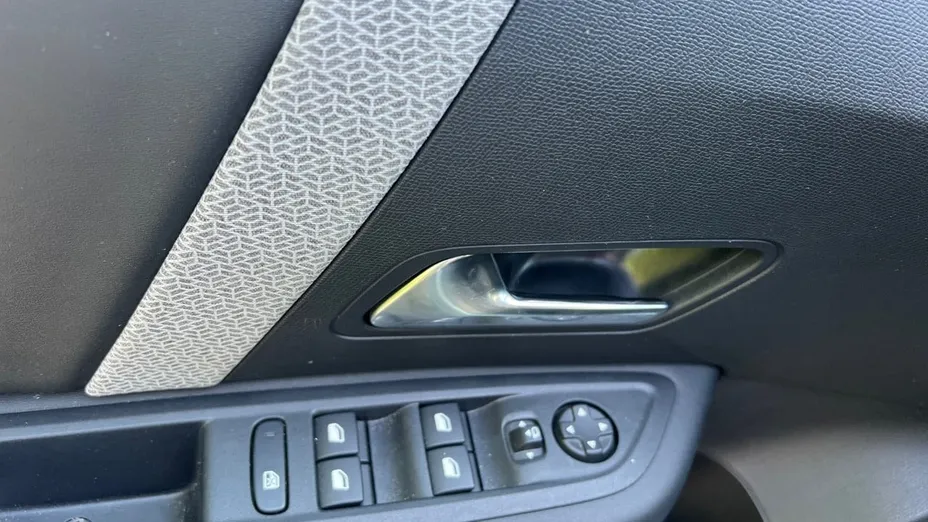 CITROEN C4 C4 1.2 PureTech Max S&S EAT8
