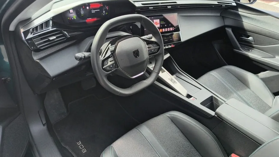 PEUGEOT 308 308 1.2 PureTech Allure S&S EAT8
