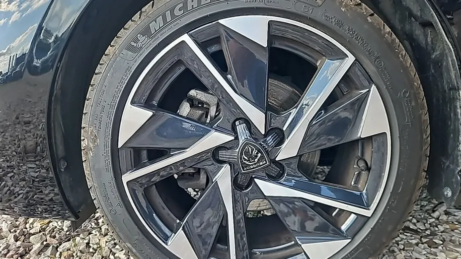 PEUGEOT 308 308 1.2 PureTech Allure Pack S&S EAT8