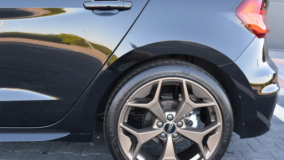 AUDI A1 A1 35 TFSI S-Line S tronic