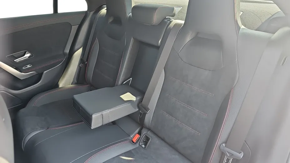 MERCEDES-BENZ CLA CLA 200 AMG Line 7G-DCT Nowy