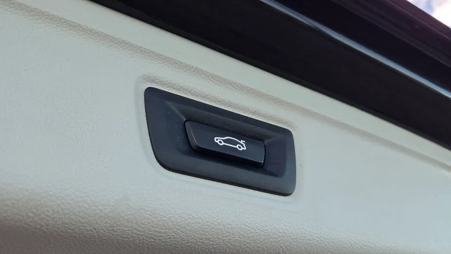 BMW Seria 3 320d xDrive Sport Line aut