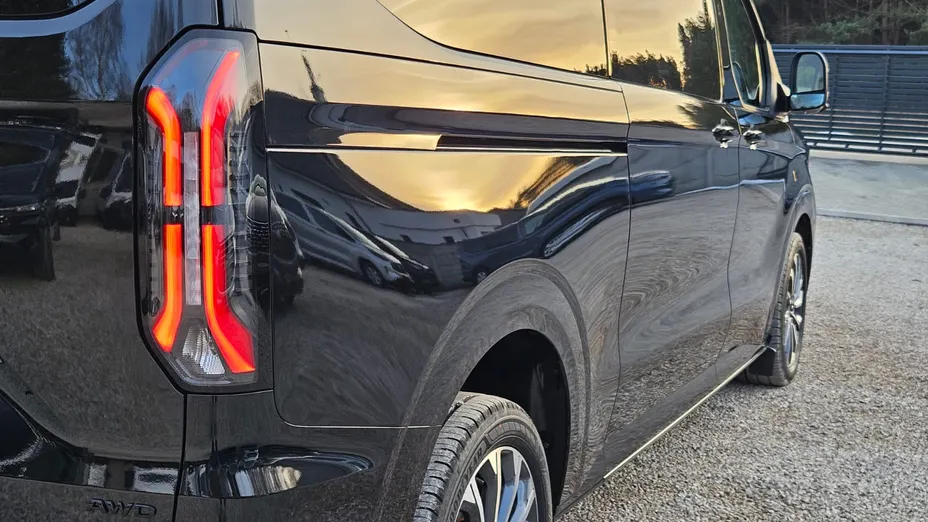 FORD Tourneo Custom Tourneo Custom 2.0 EcoBlue 320 AWD L2 Titanium aut