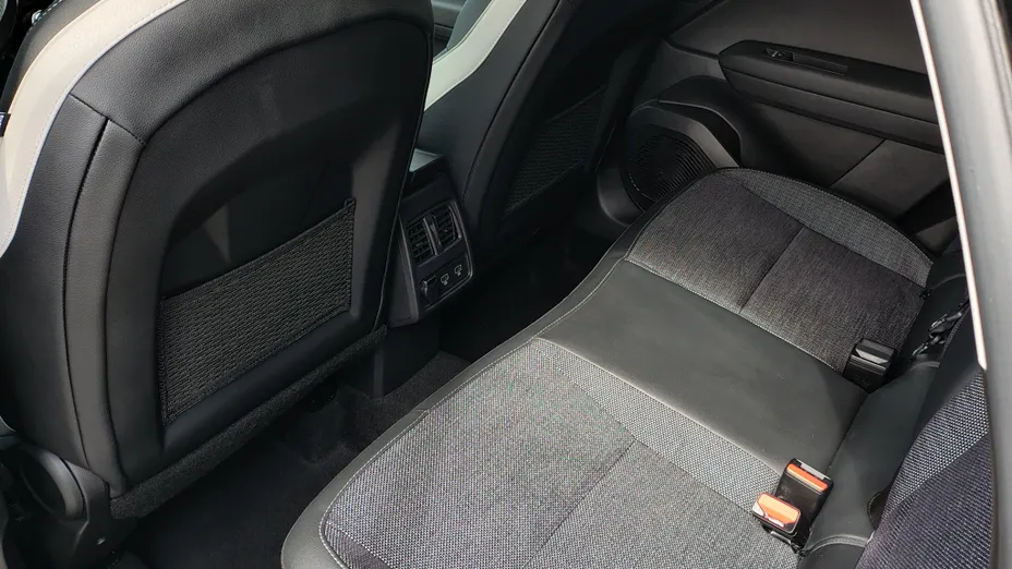 RENAULT Captur Captur 1.3 TCe mHEV Techno EDC