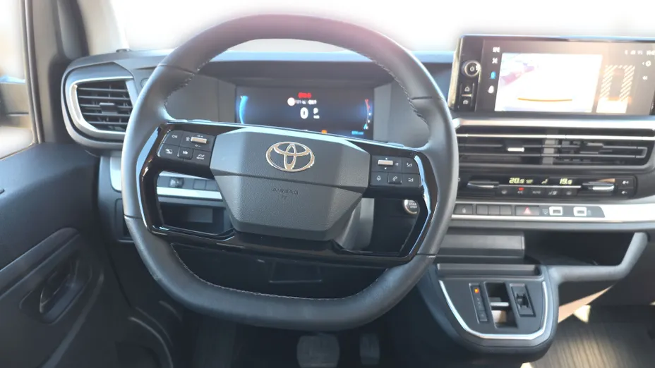 TOYOTA Proace Verso Proace Verso 2.0 D4-D Long Family aut
