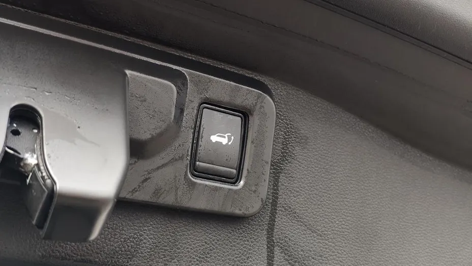 RENAULT Austral Austral 1.3 TCe mHEV Iconic esprit Alpine aut