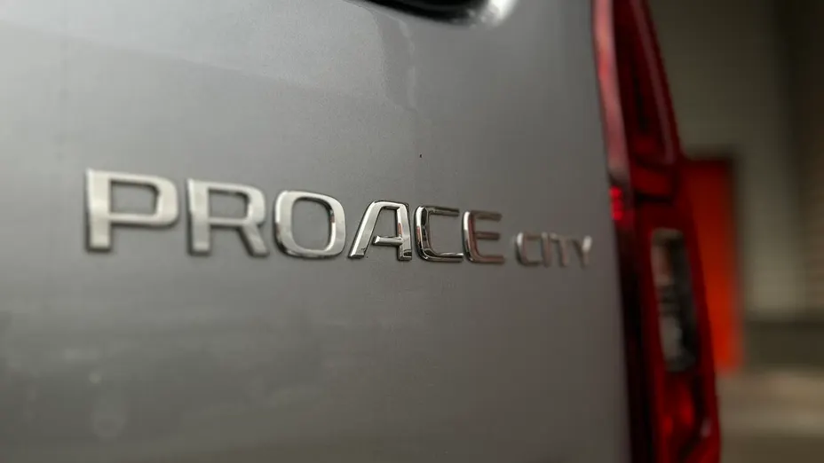 TOYOTA Proace City Verso Proace City Verso 1.5 D-4D Family Aut.