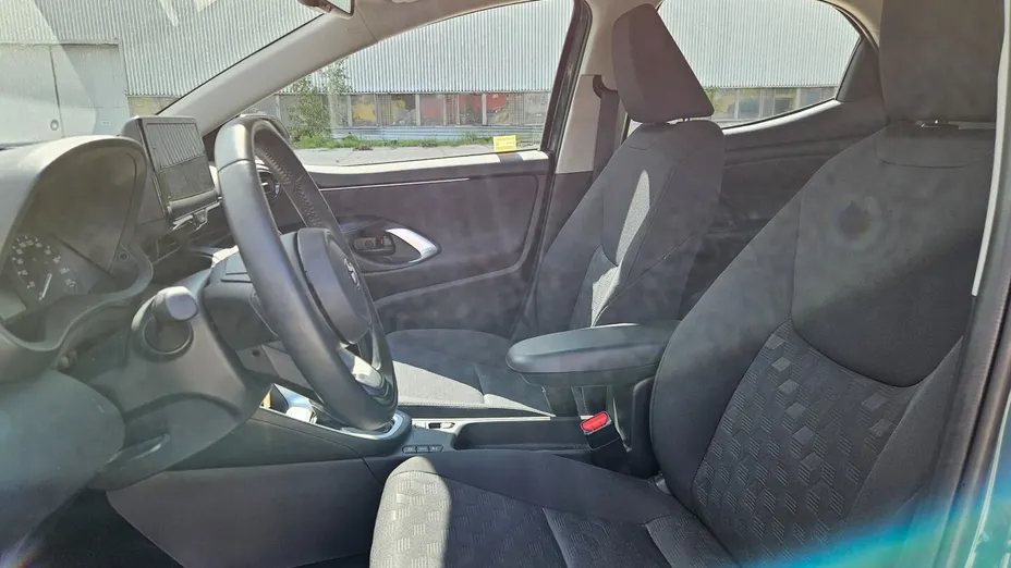 TOYOTA Yaris Yaris Hybrid 1.5 Comfort