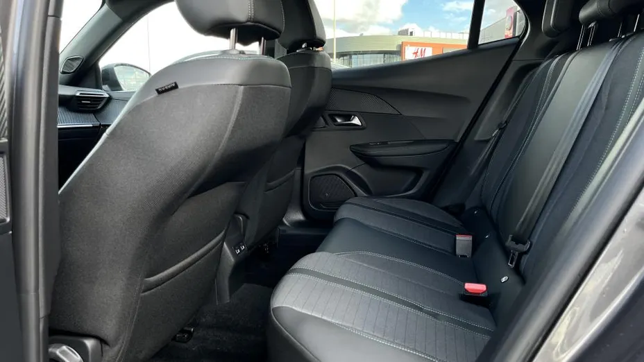 PEUGEOT 2008 2008 1.2 PureTech Allure S&S EAT8