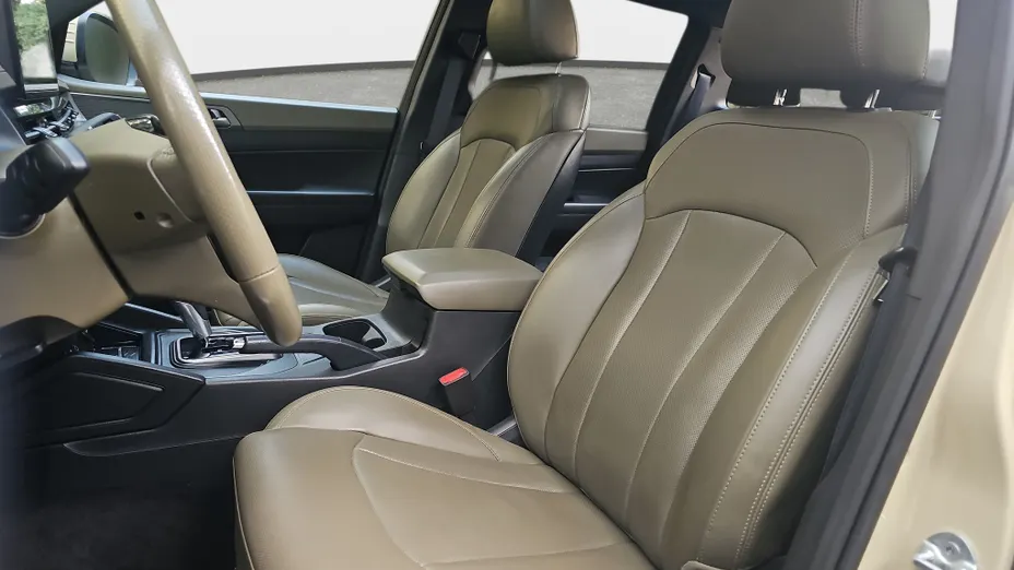 KGM / SSANGYONG Musso Musso Grand 2.2 e-XDi Wild 4WD aut