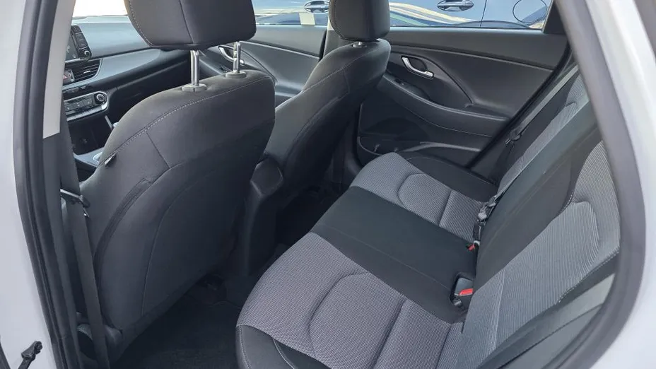 HYUNDAI i30 i30 1.0 T-GDI Modern