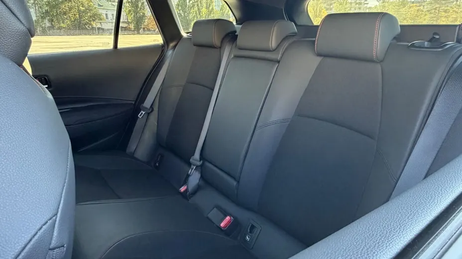 TOYOTA Corolla Corolla 1.8 Hybrid GR Sport