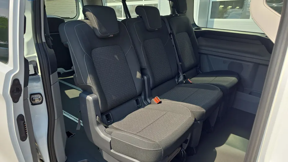 FORD Transit Custom Transit Custom Kombi 2.5 PHEV 340 L2H1 Trend CVT M1