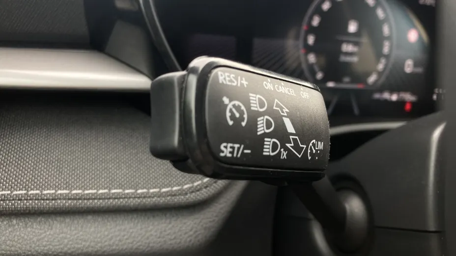 SKODA Fabia Fabia 1.0 TSI Selection