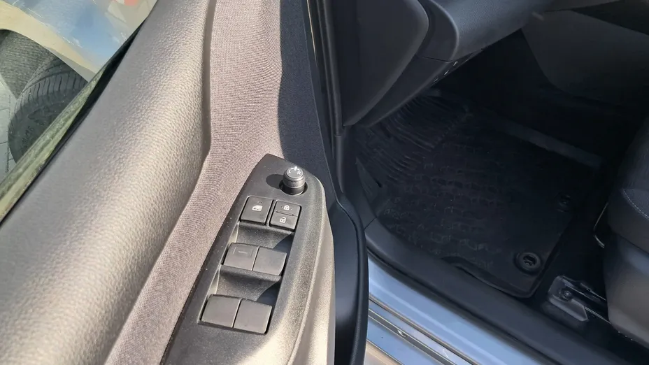 TOYOTA Yaris Yaris Hybrid 1.5 Style