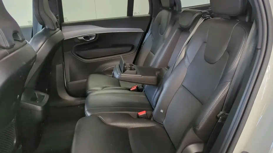 VOLVO XC90 XC90 B5 D AWD Core 7os aut