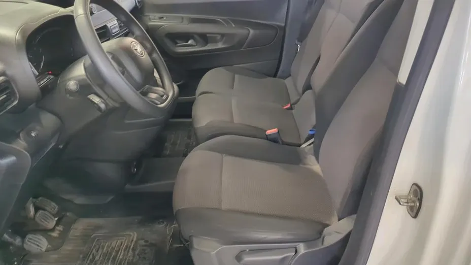 TOYOTA Proace City Proace City 1.5 D-4D Long 2,4t Active