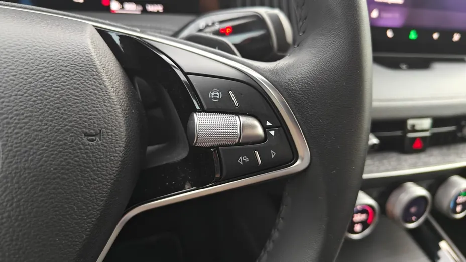 SKODA Superb Superb 2.0 TDI SCR 4x4 Selection DSG