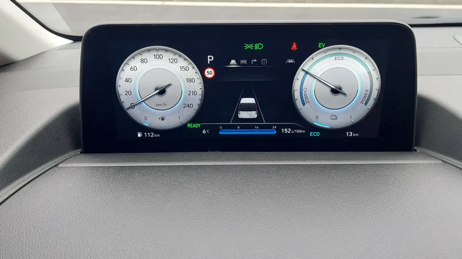 HYUNDAI Staria Staria 1.6 T-GDI HEV Smart VIP aut Nowy