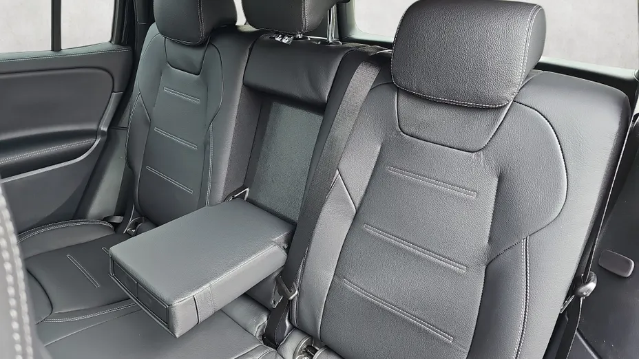 MERCEDES-BENZ GLB GLB 200 d 4-Matic AMG Line 8G-DCT Nowy