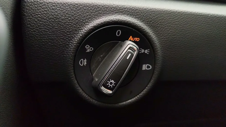 VOLKSWAGEN T-ROC T-ROC 1.5 TSI R-Line DSG