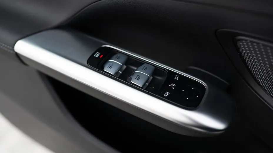 MERCEDES-BENZ C Klasa C 200 mHEV 4-Matic AMG