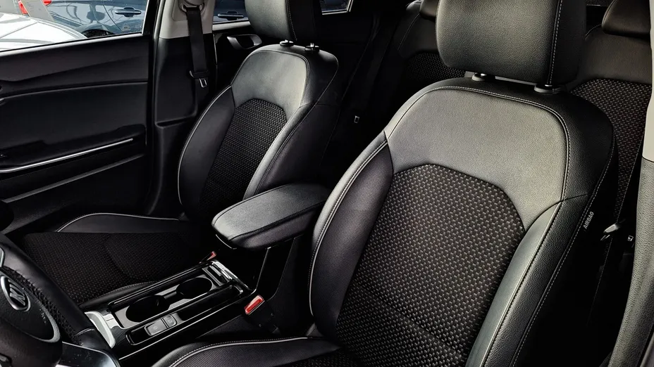 KIA Cee'd Ceed 1.4 T-GDI L Business Line DCT