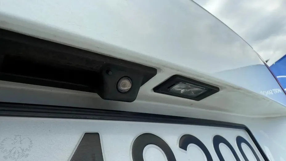 VOLKSWAGEN Tiguan -