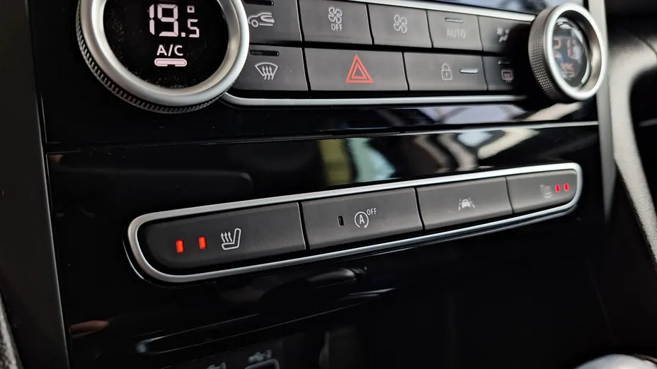 RENAULT Megane Megane 1.3 TCe FAP Techno EDC