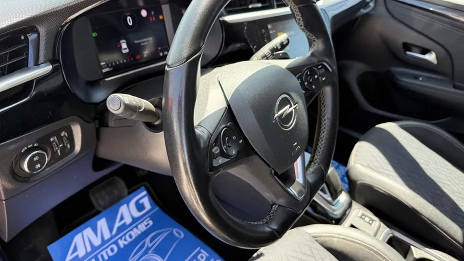 OPEL Corsa -