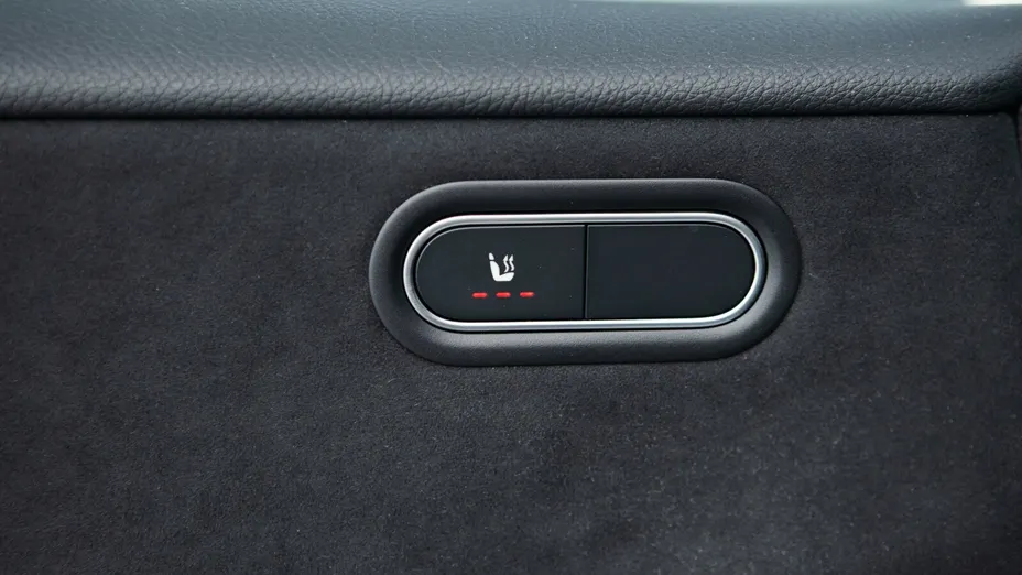 MERCEDES-BENZ A Klasa A 200 AMG Line 7G-DCT