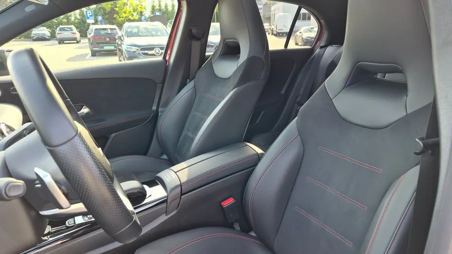 MERCEDES-BENZ A Klasa A 250 4-Matic 7G-DCT