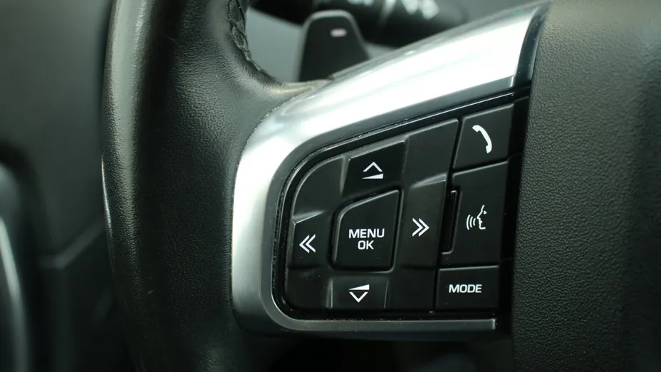 LAND ROVER Discovery Sport Discovery Sport 2.0 D180 SE aut