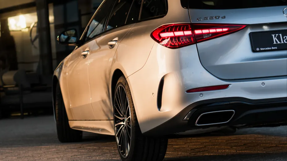 MERCEDES-BENZ C Klasa C 220 d mHEV 4-Matic AMG Nowy