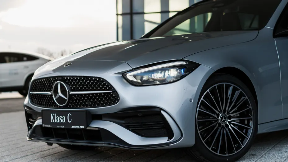MERCEDES-BENZ C Klasa C 220 d mHEV 4-Matic AMG Nowy
