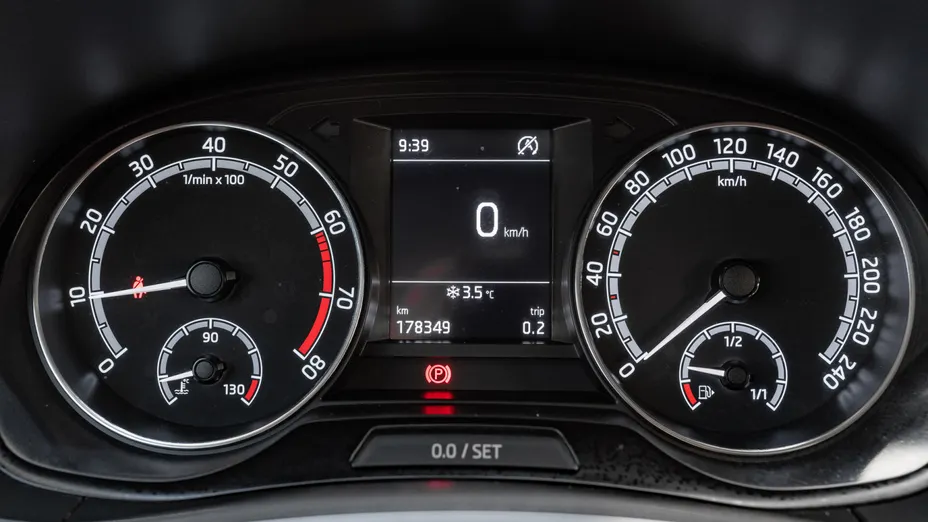 SKODA Fabia Fabia 1.0 TSI Ambition